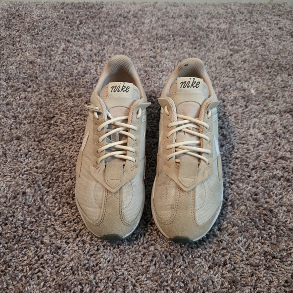 Nike Air Max Pre-Day Light Bone/White-Sanddrift (DM8259 002) Sz 5.5 - Picture 5 of 7